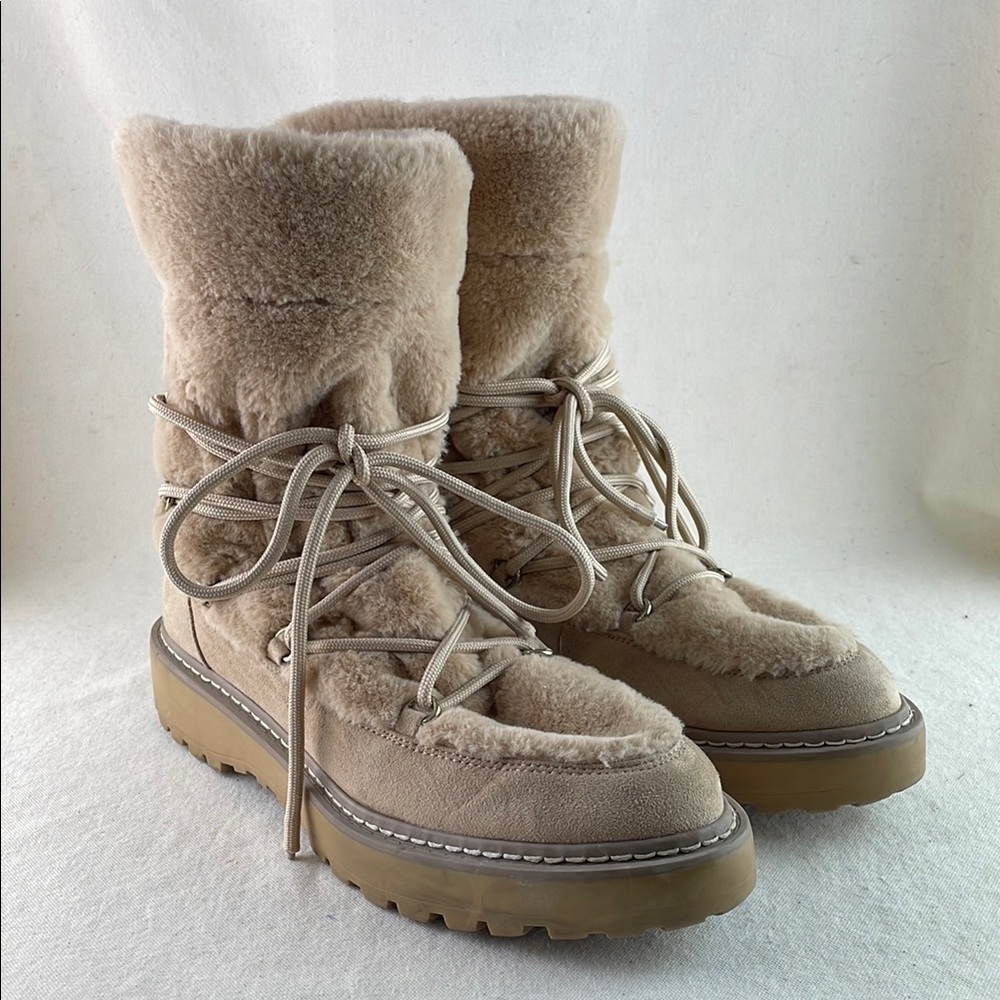 JLO 'GINNA' Faux Fur Lace Up Bootie Size 8.5